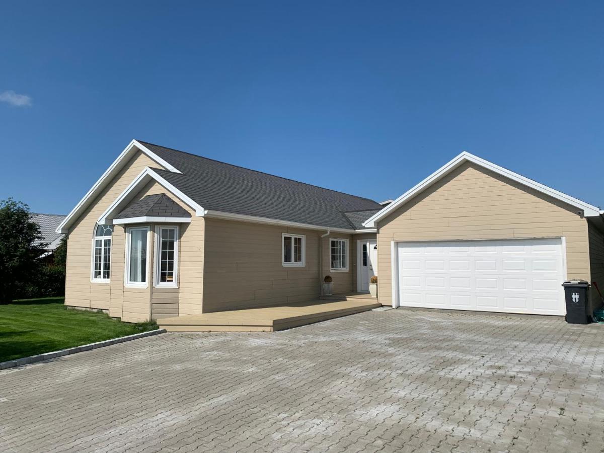 4-Bedroom Villa With Private Gym And Hot-Tub Reykjavík Buitenkant foto